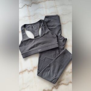 Set Active graphite set activewear leggings and sports bra